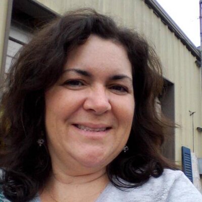 Profile Picture of Suzanne Edinger (@ShopatBlu) on Twitter
