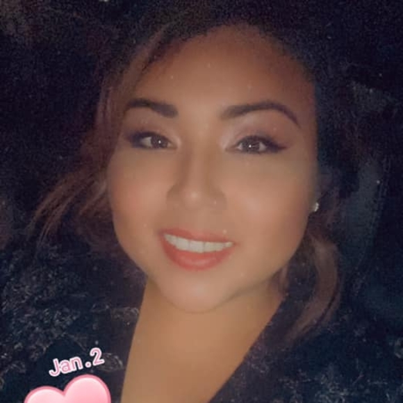 Profile Picture of Lupe Luna (@glunasls0513) on Poshmark