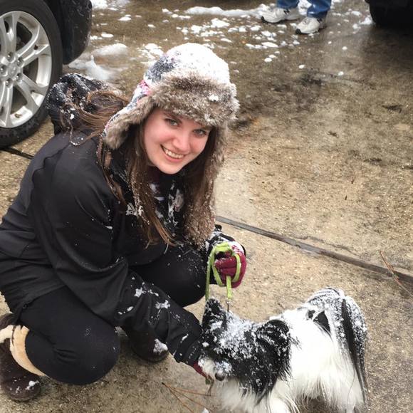 Profile Picture of Caitlin Hruzek (@caitlinh909) on Poshmark