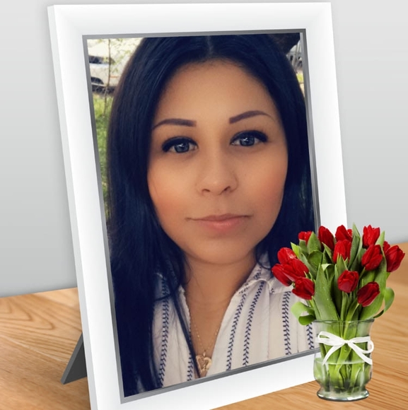 Profile Picture of Erika Baca (@erikabaca709) on Poshmark