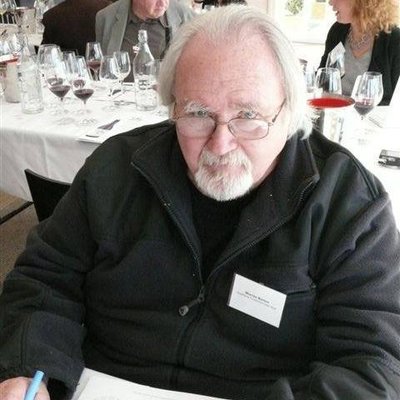 Profile Picture of Warren Barton (@Winerite) on Twitter