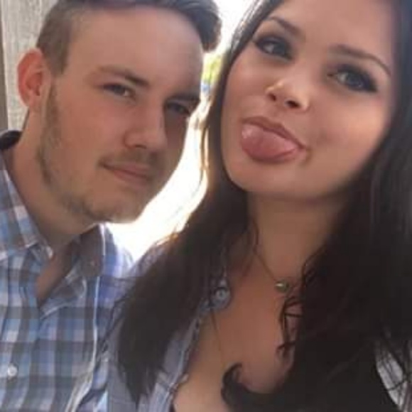 Profile Picture of Hayley Reid (@hayley_n_david) on Poshmark