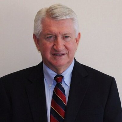 Profile Picture of Larry Willis (@ProBeachBroker) on Twitter