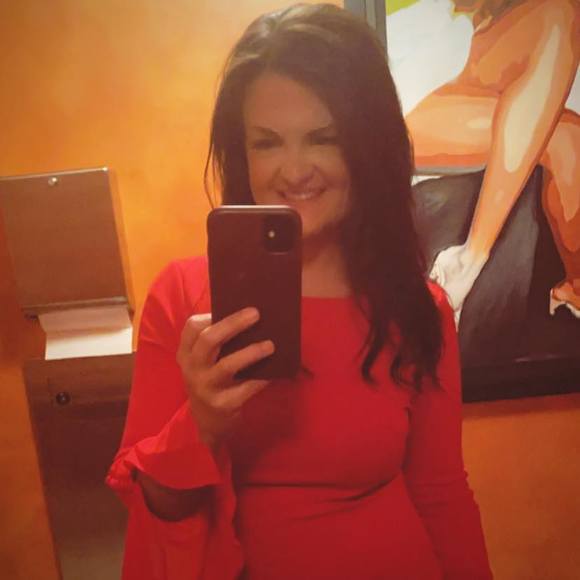 Profile Picture of Chasni King (@valiant_vine) on Poshmark