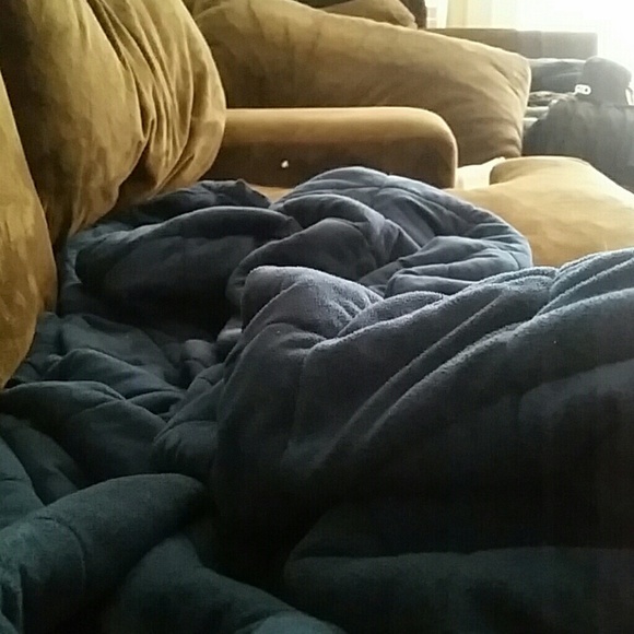 Profile Picture of Alex Jones (@fern0481) on Poshmark