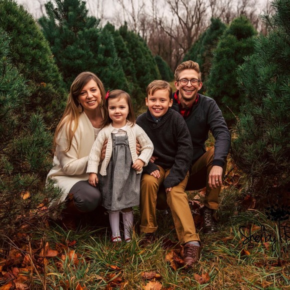 Profile Picture of Nathan Richardson (@nathanrichar886) on Poshmark