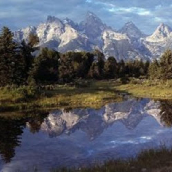 Profile Picture of Josh Rogers (@joshr2005) on Poshmark