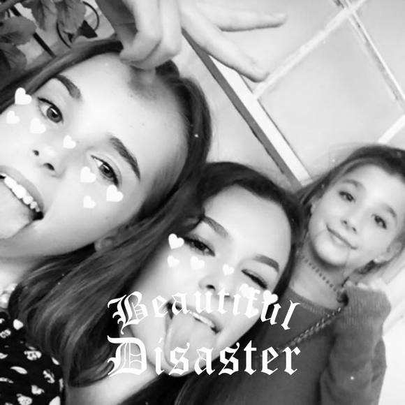 Profile Picture of Savanna Patterson (@savannap08) on Poshmark