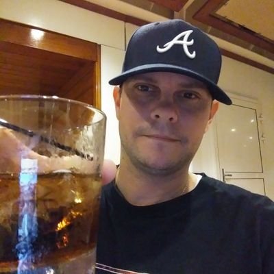 Profile Picture of Scott Ferrell (@shatterglass5) on Twitter