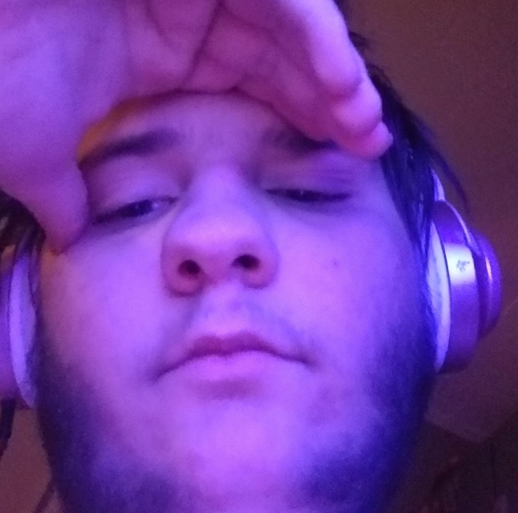 Profile Picture of Andrew Schmeer (@andrewschmeer) on Poshmark