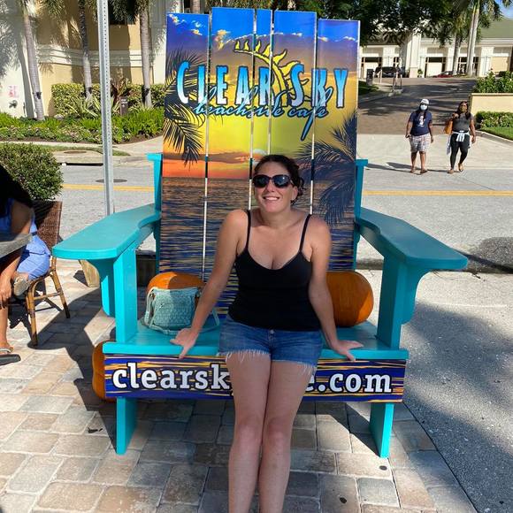 Profile Picture of Sara Mcdaniel (@sarahughes36655) on Poshmark