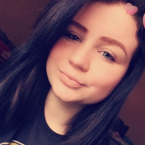 Profile Picture of Madelyn Attkisson (@maddieattkisson) on Poshmark