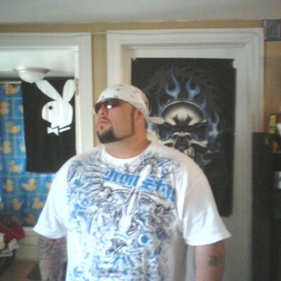 Marc Hachey - Twitter Profile Picture of Marc Hachey (@pittbull6984) on Twitter