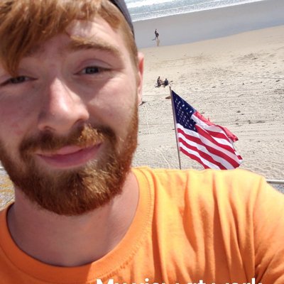 Profile Picture of Aaron Beyer (@Aaron87528688) on Twitter