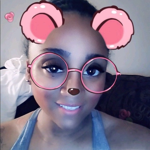 Profile Picture of Kristen Mcbride (@prettytee2711) on Poshmark