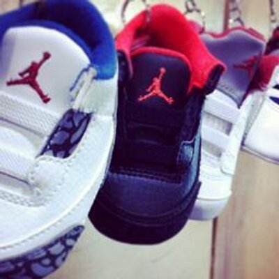 Profile Picture of Brandon Gray (@LarkJeri) on Twitter