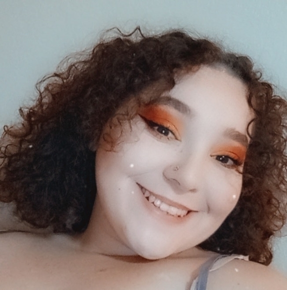 Toni Pruitt - Poshmark Profile Picture of Toni Pruitt (@tonip874) on Poshmark