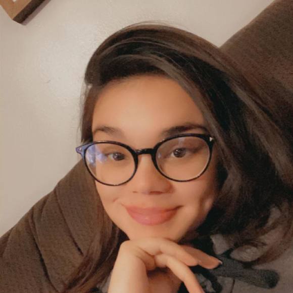 Profile Picture of Alexia Mckenney (@alexiamckenney) on Poshmark