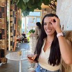 Profile Picture of Olivia Lockhart (@olivia_lockhart) on Instagram