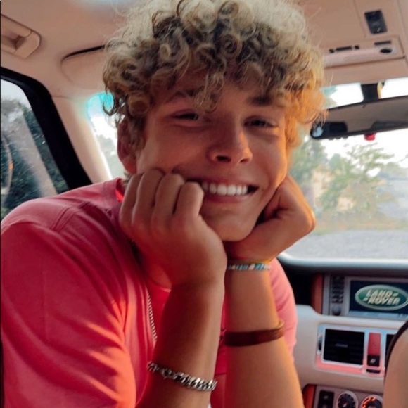 Profile Picture of Grant Pickering (@grant_pick) on Poshmark