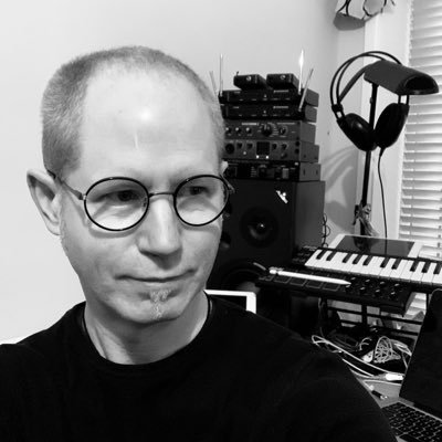 Profile Picture of Lee Bloomfield (@LeeBloomfield) on Twitter