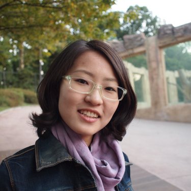 Profile Picture of Yoonhee Lee (@superyoonhee) on Twitter