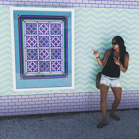 Profile Picture of Tiffany Pearce (@tiffpearce) on Poshmark