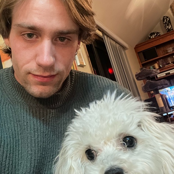 Profile Picture of Joseph Luetkehans (@luetkehansj) on Poshmark