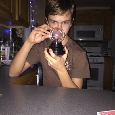 Profile Picture of Robert M. Putney Jr. (@probert007) on Twitter