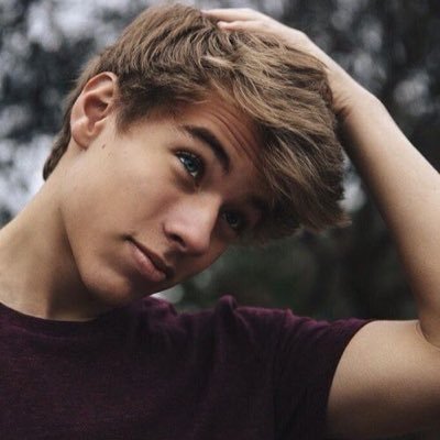 Profile Picture of Gill Howard (@GillHoward9) on Twitter