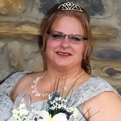 Profile Picture of Kimberly OConnor (@KimberlyO2017) on Twitter