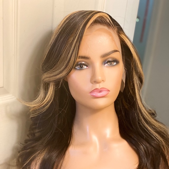 Profile Picture of Carla Mosby (@carlamosby47) on Poshmark