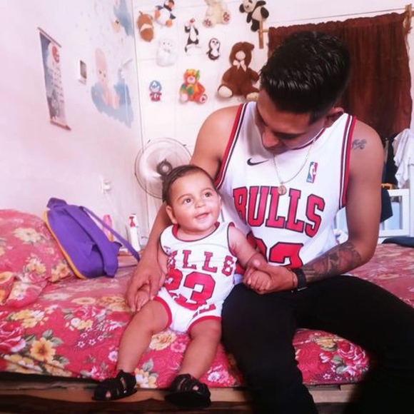 Profile Picture of Liuber arjona Arjona (@stefan2022) on Poshmark