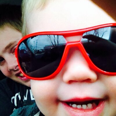 Profile Picture of Michael Kiker (@HELP_im_FAT) on Twitter