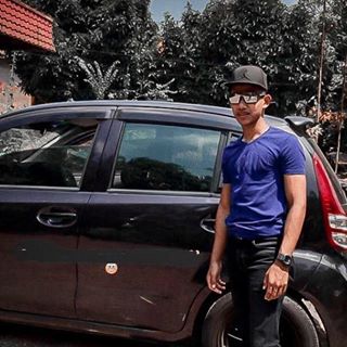 Profile Picture of Aaron Ramsey (@aaron.ramaey.9) on Facebook