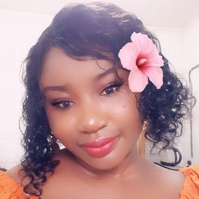Profile Picture of Becca (@BeckyLawVe) on Twitter
