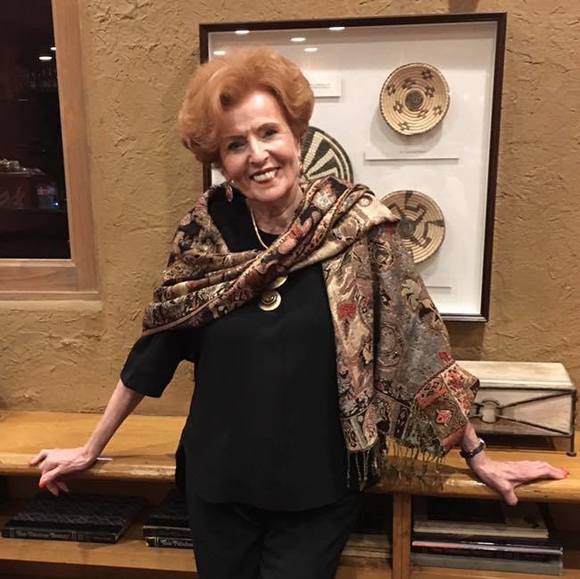 Profile Picture of Arlene Sterenfeld (@fountainred) on Poshmark