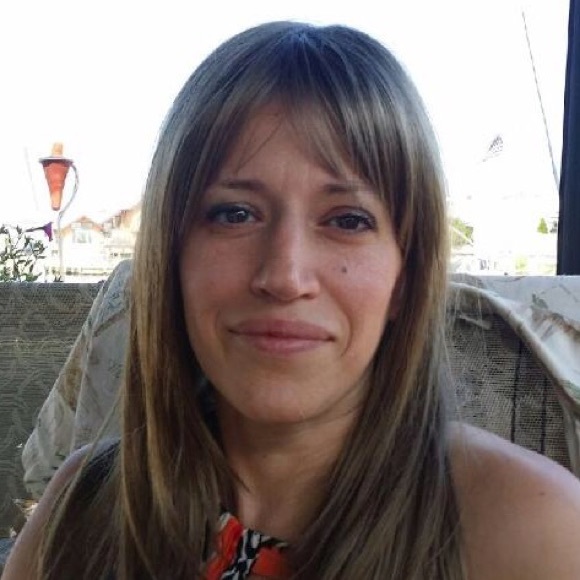 Profile Picture of Susan Manderano (@manderanos) on Poshmark