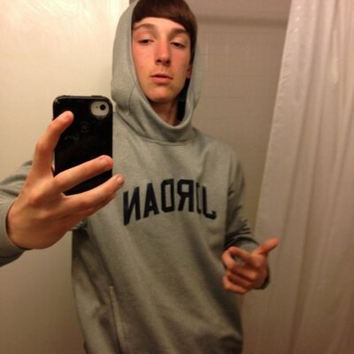 Profile Picture of Caleb Quast (@C__Booty) on Twitter