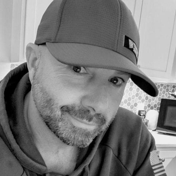 Profile Picture of Joseph Puccia (@josephpuccia) on Poshmark