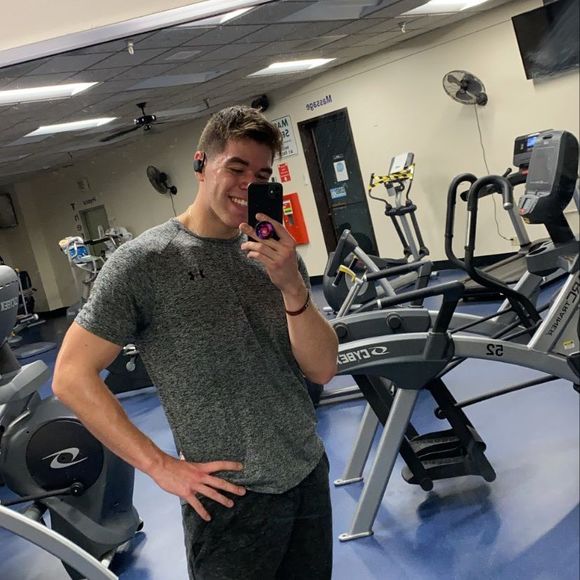 Profile Picture of Connor Parker (@connorp60447) on Poshmark