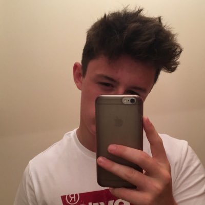 Profile Picture of Jake Heffer (@Jakeheffer1) on Twitter