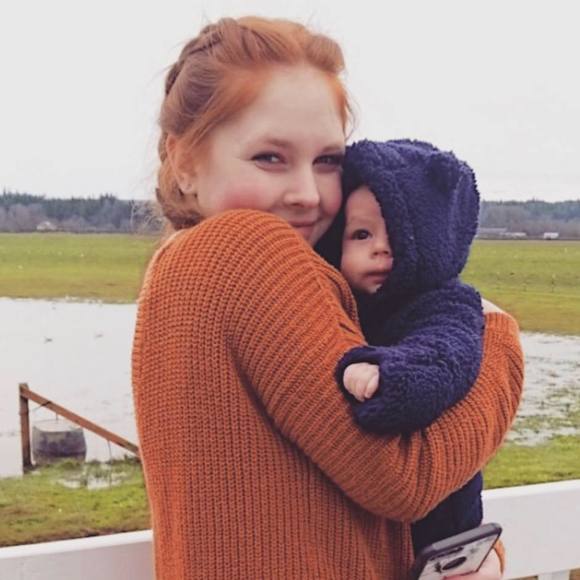 Profile Picture of Allison Minnick (@allisonmminnick) on Poshmark