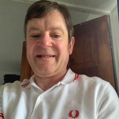Profile Picture of Christopher Leslie (@ChrisLesli1966) on Twitter