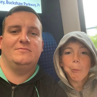 Profile Picture of Steven Hendrick (@BURNAGE_RED) on Twitter