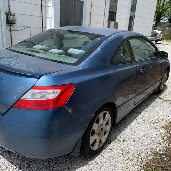 Profile Picture of Sima Arshadi (@simaarshadi) on Poshmark