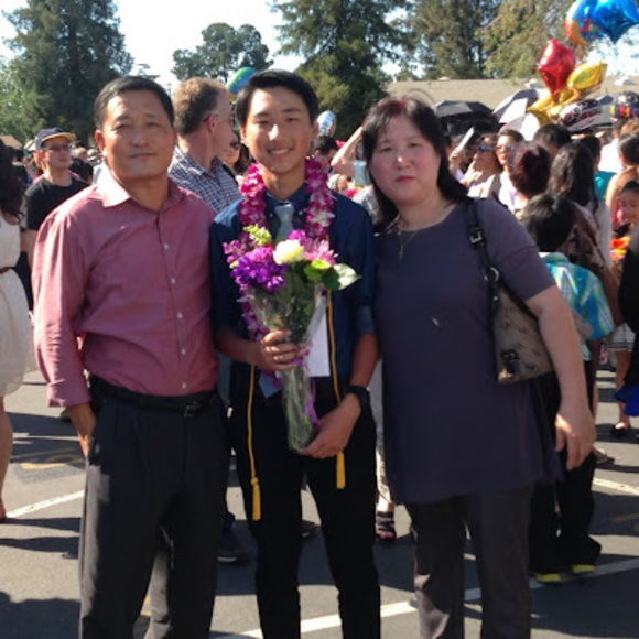 Profile Picture of Jung wook Choi (@jungwook0423) on Poshmark