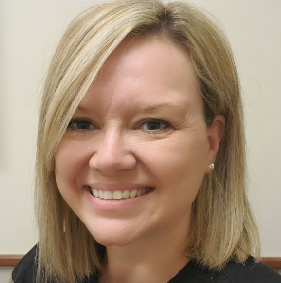 Profile Picture of Ginger Mull (@flannerygl) on Poshmark