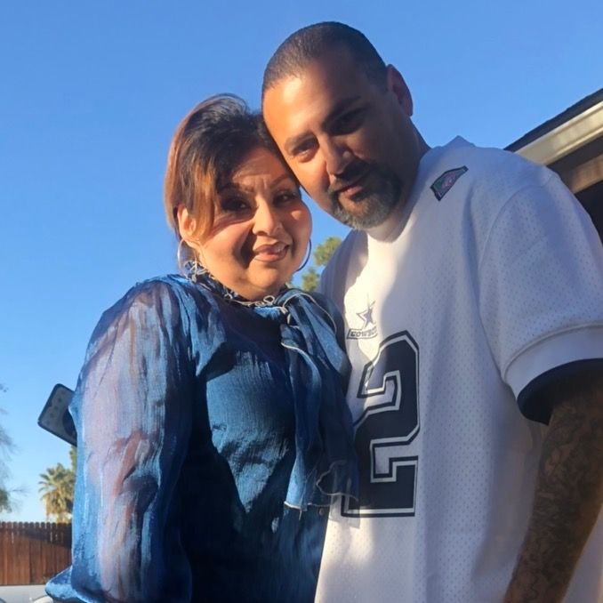 Sarahrazo805 - Tiktok Profile Picture of Sarahrazo805 (@sarahrazo805) on Tiktok