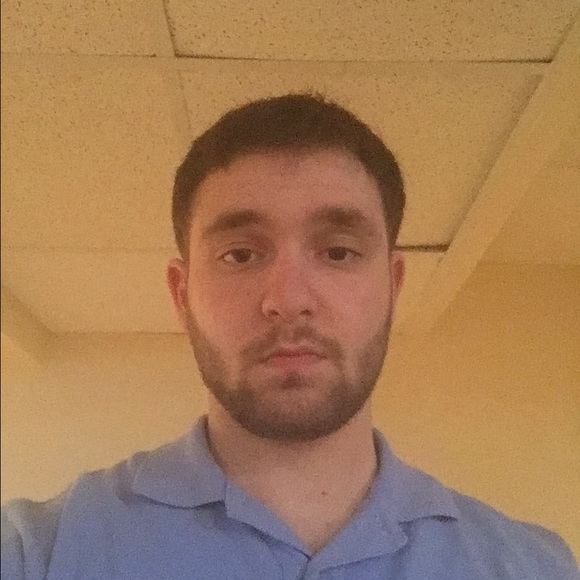 Profile Picture of Ibrahim Elayyan (@elayyan_23) on Poshmark